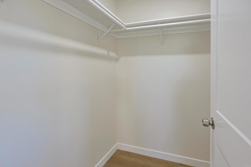 5740 Midwick St Property Photo 7