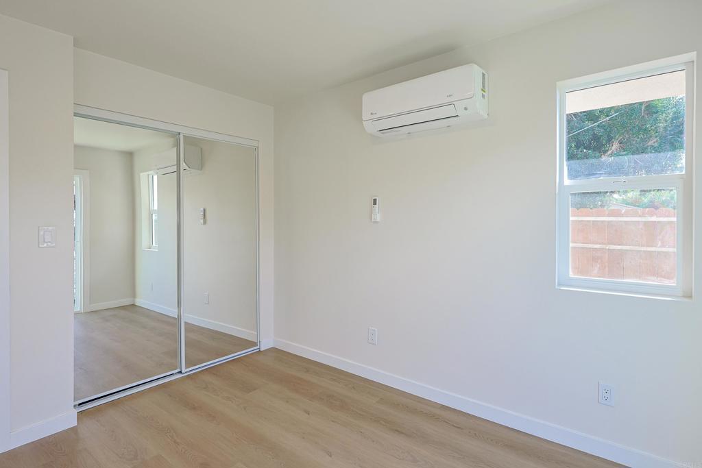 5740 Midwick St Property Photo 13
