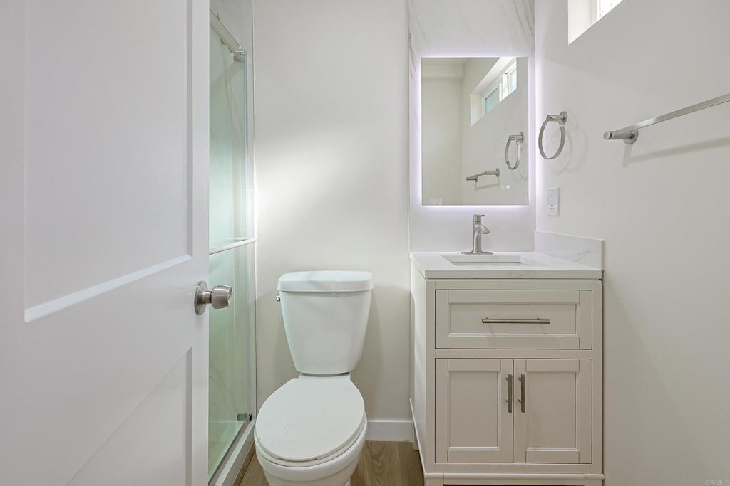 5740 Midwick St Property Photo 14