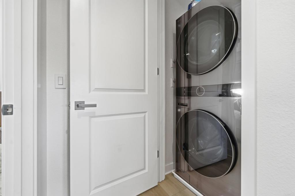 370 Volary Glen Property Photo 16