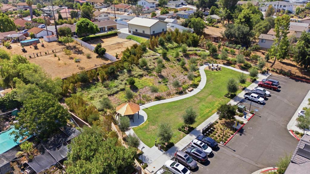 370 Volary Glen Property Photo 25
