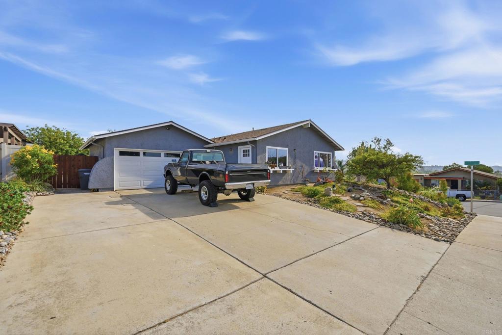 13323 Appaloosa Drive Property Photo 33
