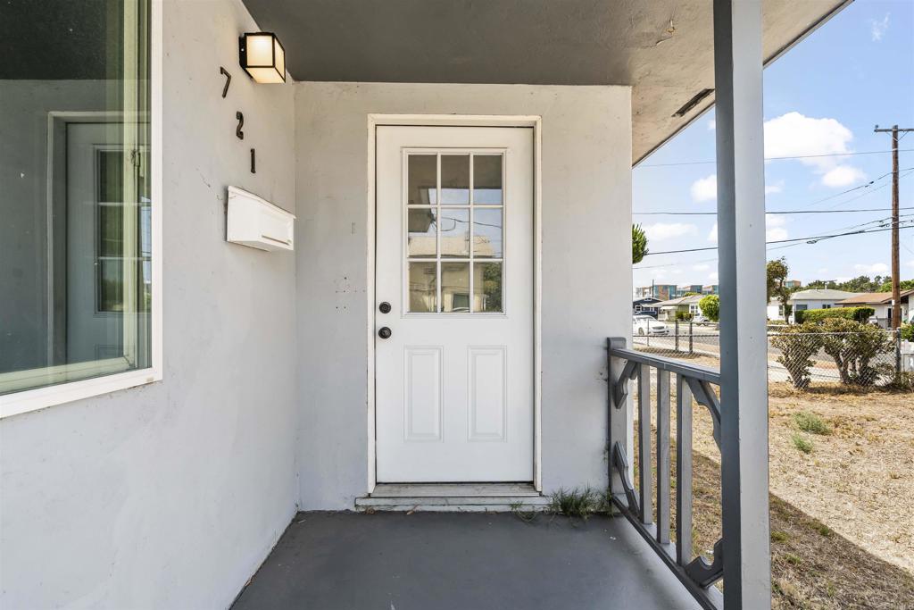 721 Del Mar Avenue Property Photo 5