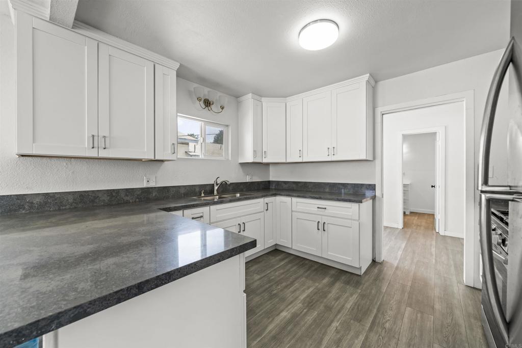 721 Del Mar Avenue Property Photo 14