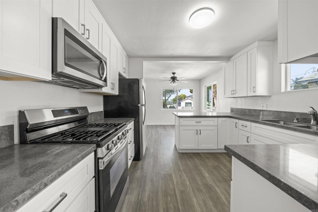 721 Del Mar Avenue Property Photo 16
