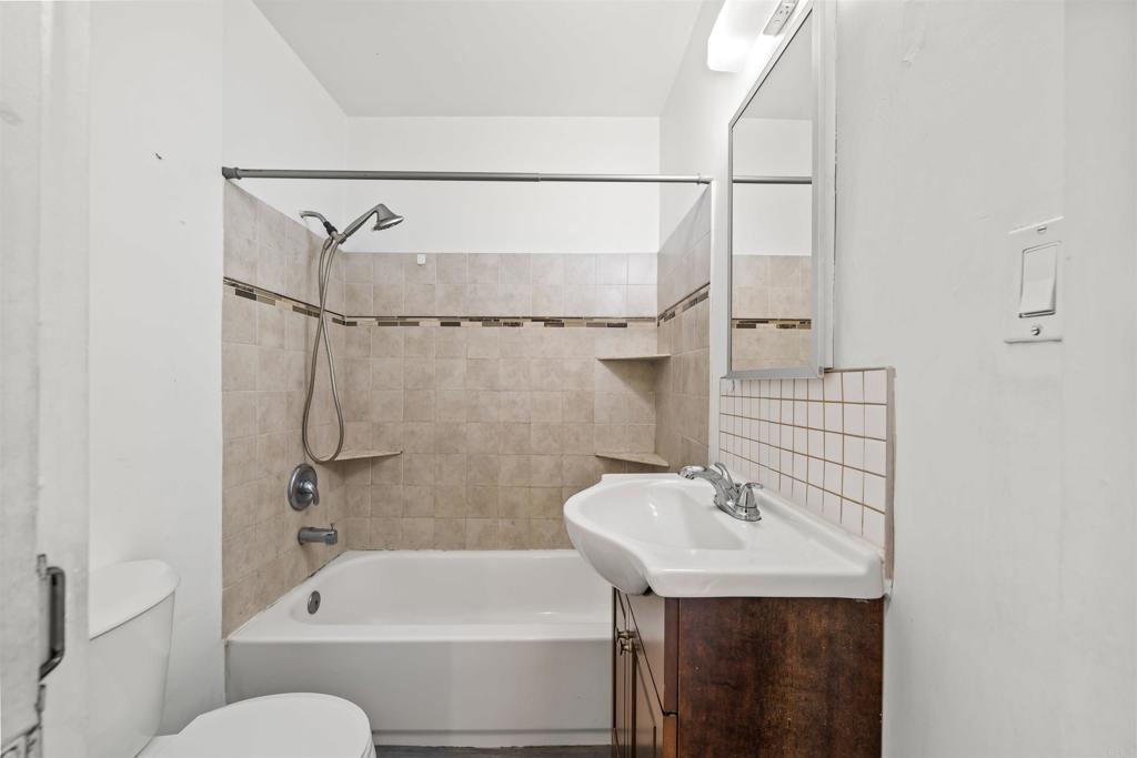 721 Del Mar Avenue Property Photo 43