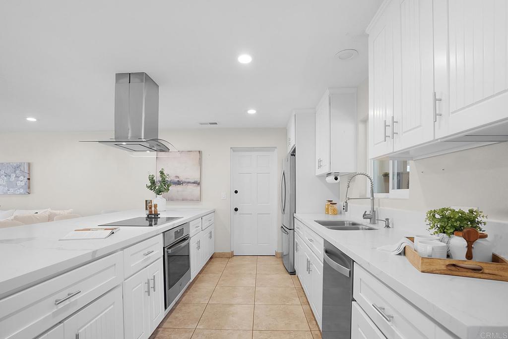 14135 York Avenue Property Photo 15