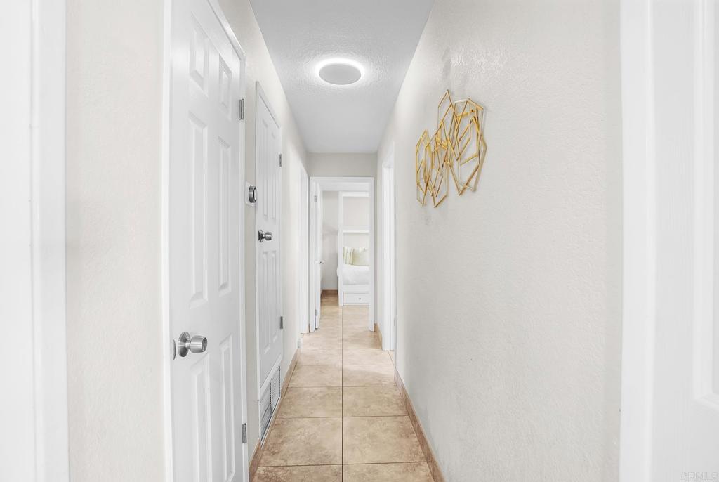 14135 York Avenue Property Photo 21
