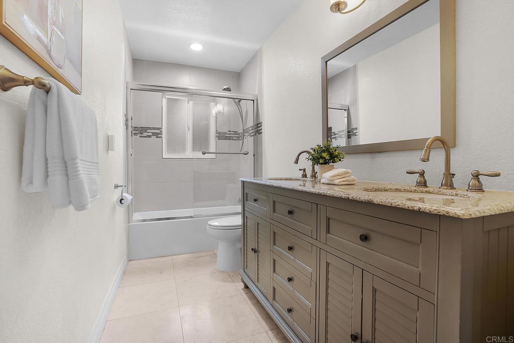 14135 York Avenue Property Photo 22