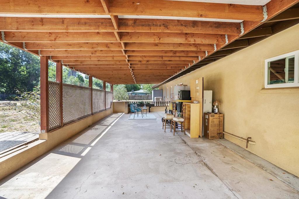 14135 York Avenue Property Photo 32