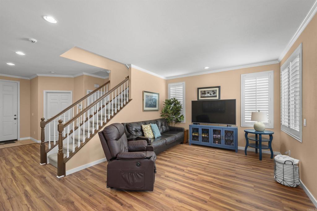 5345 Topsail Drive Property Photo 4