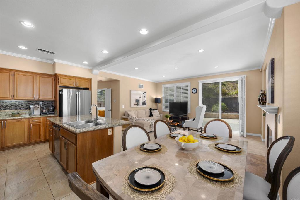 5345 Topsail Drive Property Photo 8