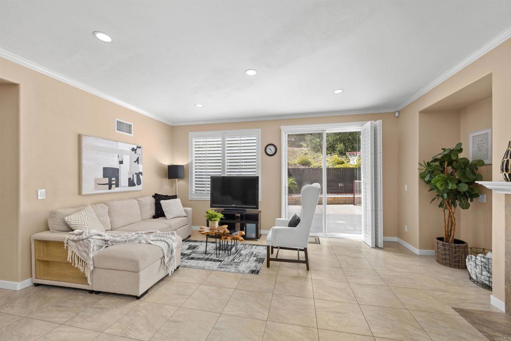 5345 Topsail Drive Property Photo 13