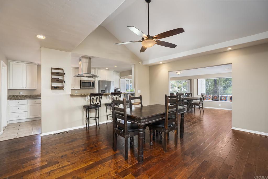 2410 Euclid Ave Property Photo 17