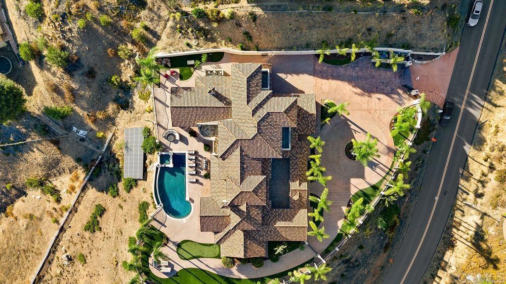2424 Cerro Sereno Property Photo 59