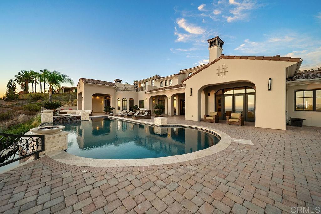 2424 Cerro Sereno Property Photo 65