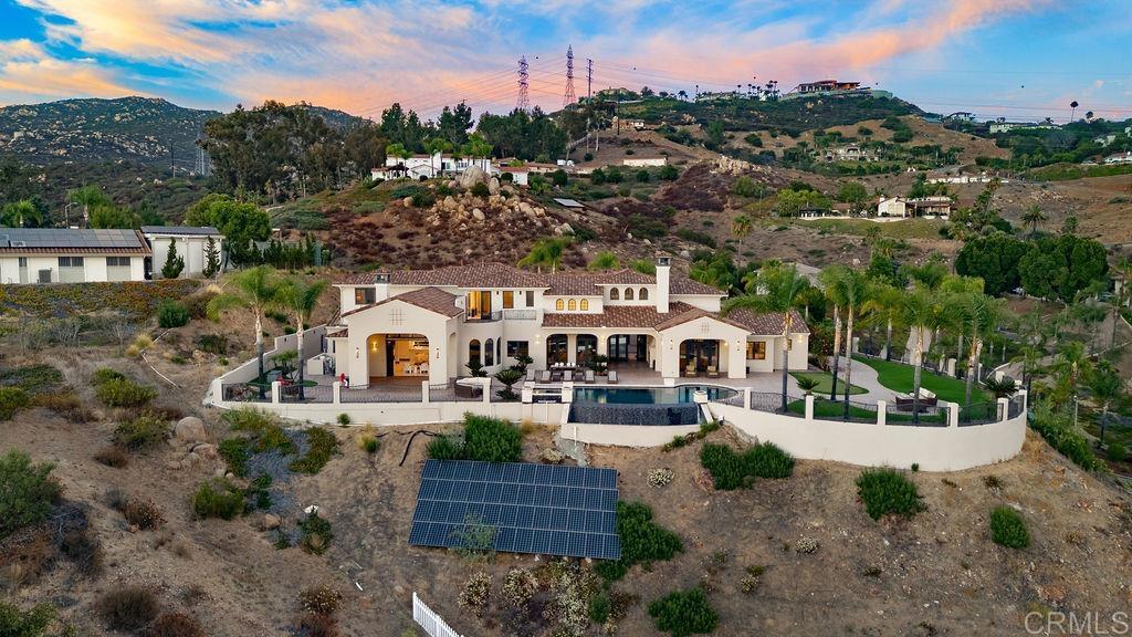 2424 Cerro Sereno Property Photo 69