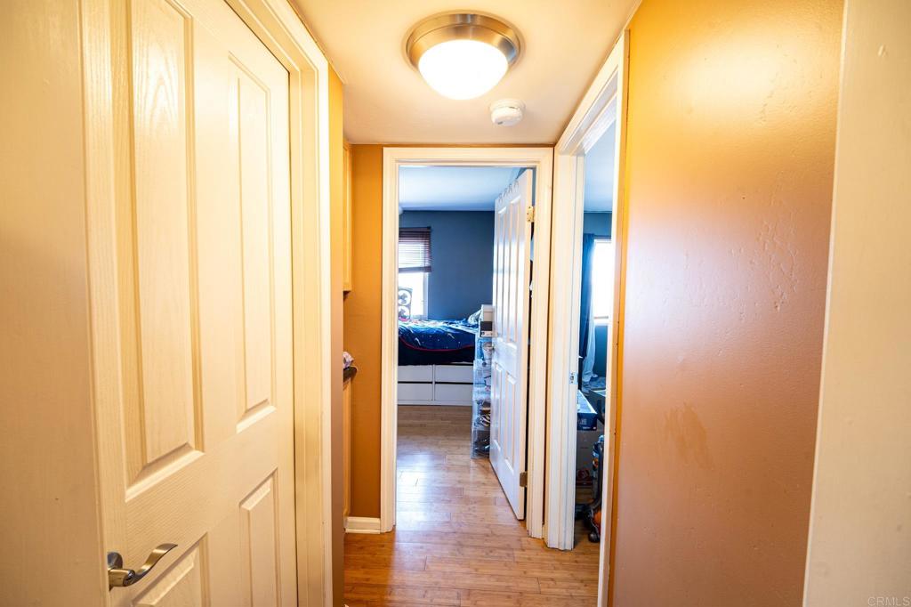 1063 Estes St Property Photo 21