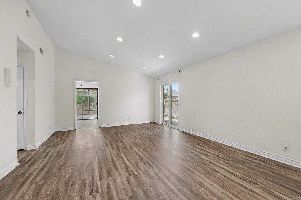 378 Bay Leaf Drive Property Photo 15