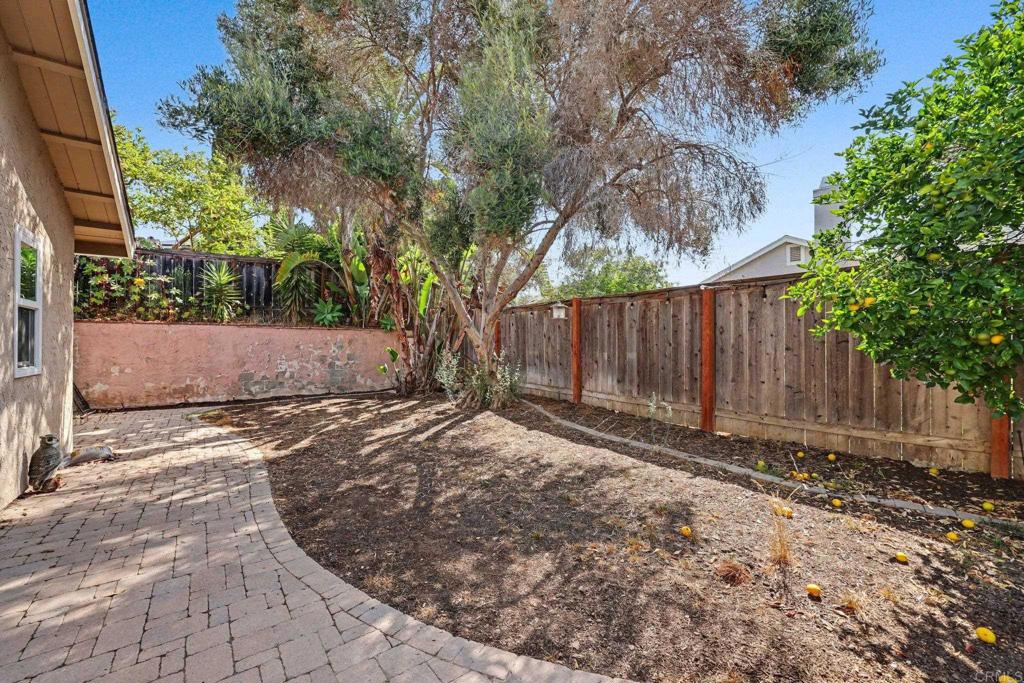 378 Bay Leaf Drive Property Photo 16
