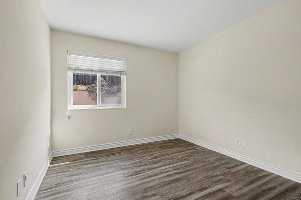 378 Bay Leaf Drive Property Photo 23