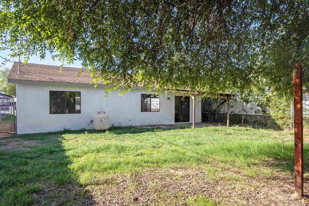 945 E Street Property Photo 24