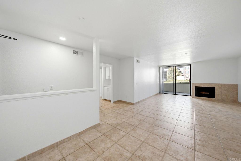 850 State Street 414 Property Photo 5