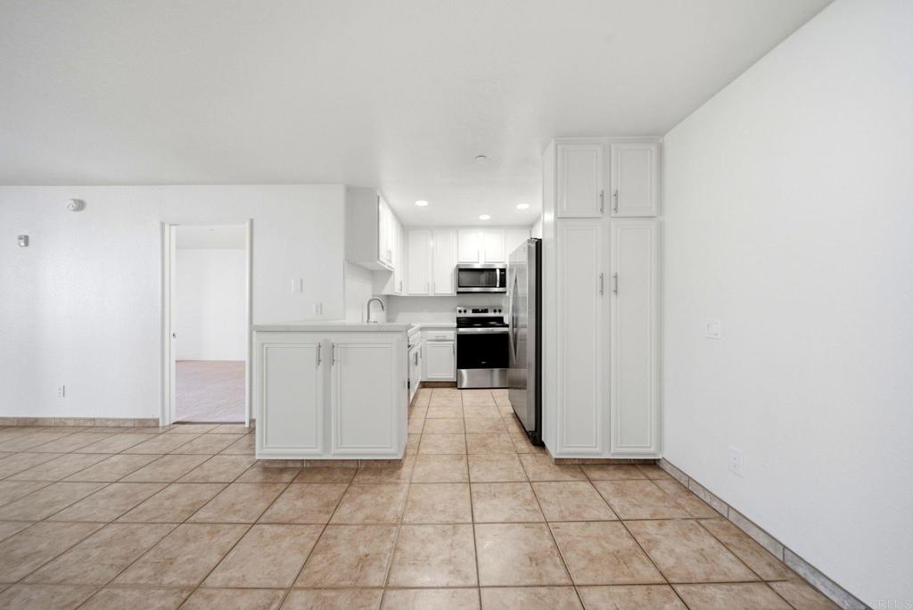 850 State Street 414 Property Photo 12