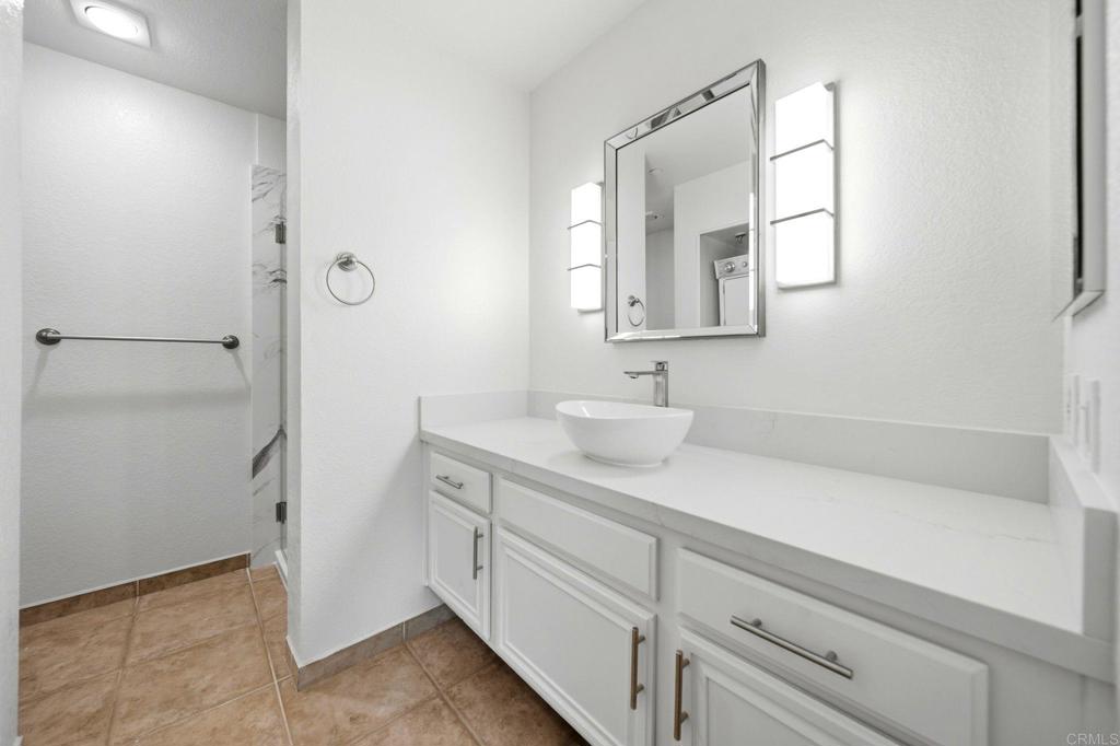 850 State Street 414 Property Photo 17