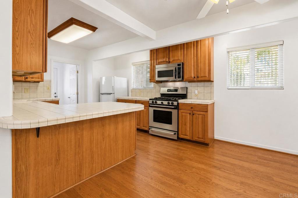 2430 Alpine Boulevard Property Photo 10