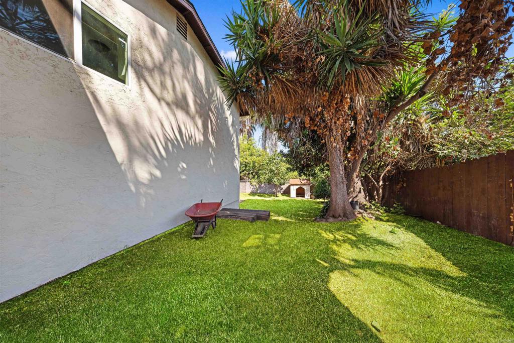 8808 Leigh Ave Property Photo 32