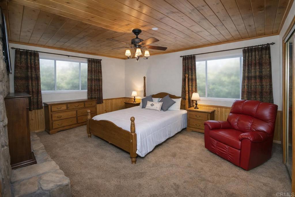 42988 Moonridge Road Property Photo 4