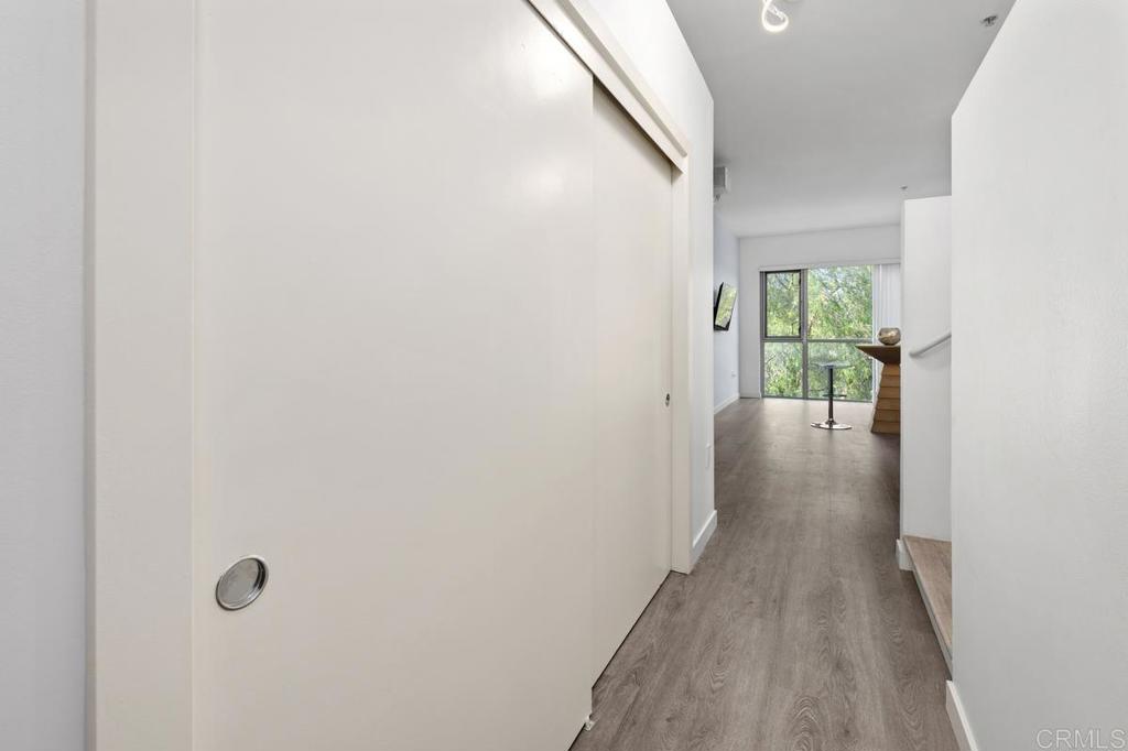 889 Date Street 324 Property Photo 21