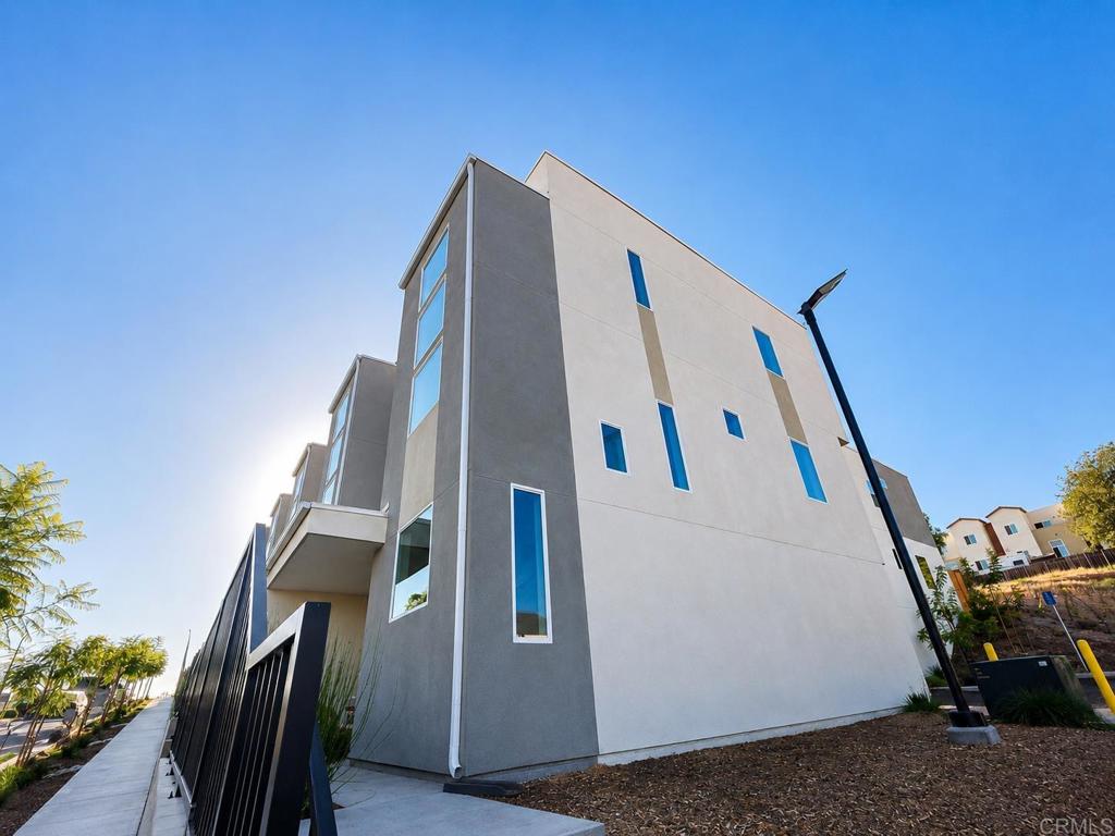 4968 Ocean View Boulevard