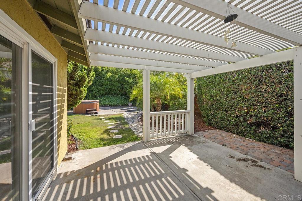 5754 Central Ave Property Photo 3