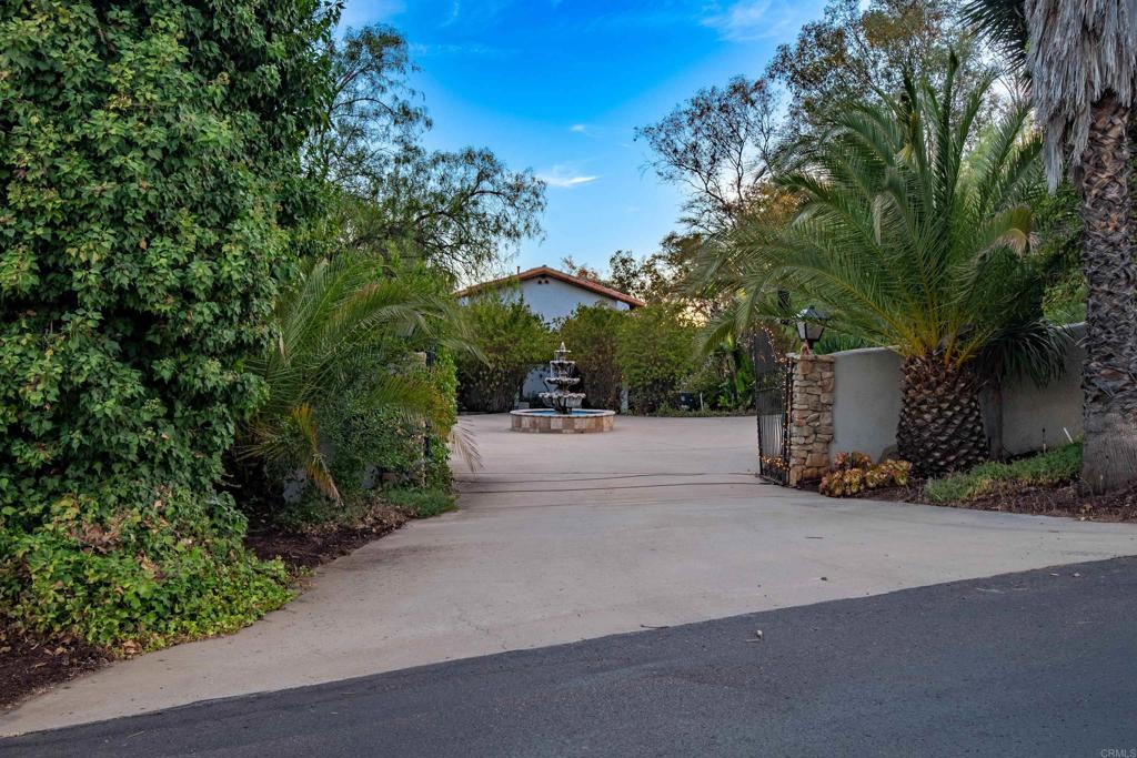 20276 Rancho Villa Road Property Photo 4
