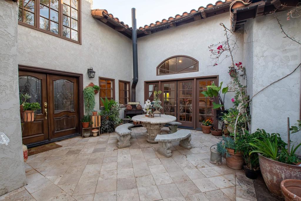 20276 Rancho Villa Road Property Photo 7