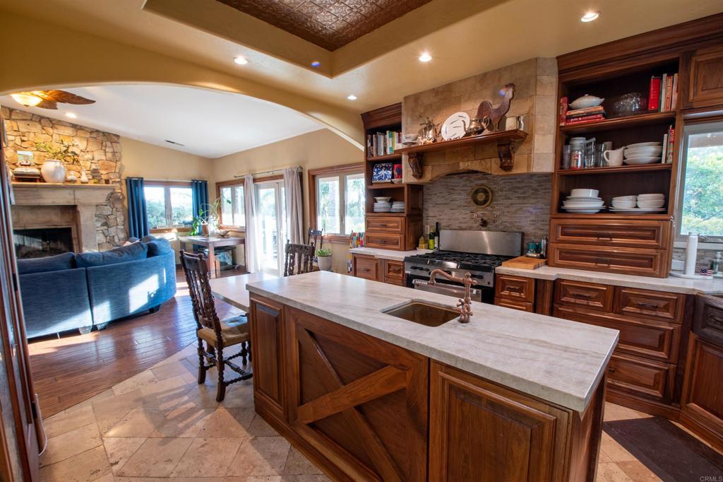 20276 Rancho Villa Road Property Photo 9