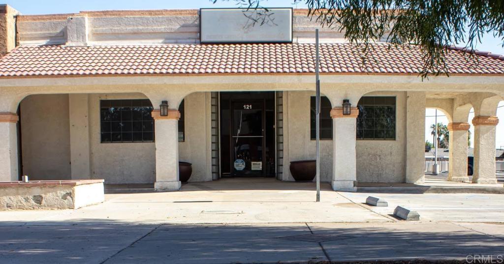 121 E Hobsonway Property Photo 1