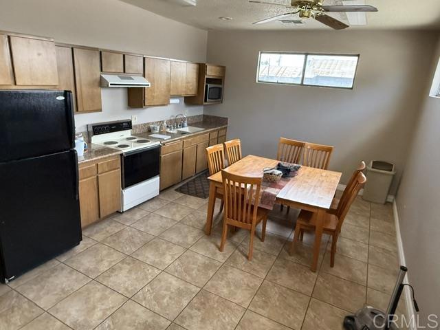 121 E Hobsonway Property Photo 15