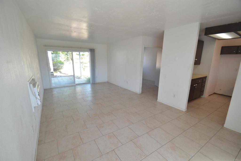 9925 Los Ranchitos Rd Property Photo 3