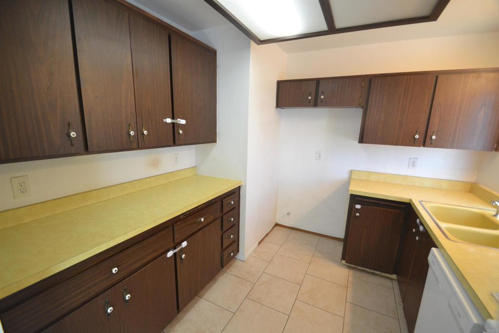 9925 Los Ranchitos Rd Property Photo 6