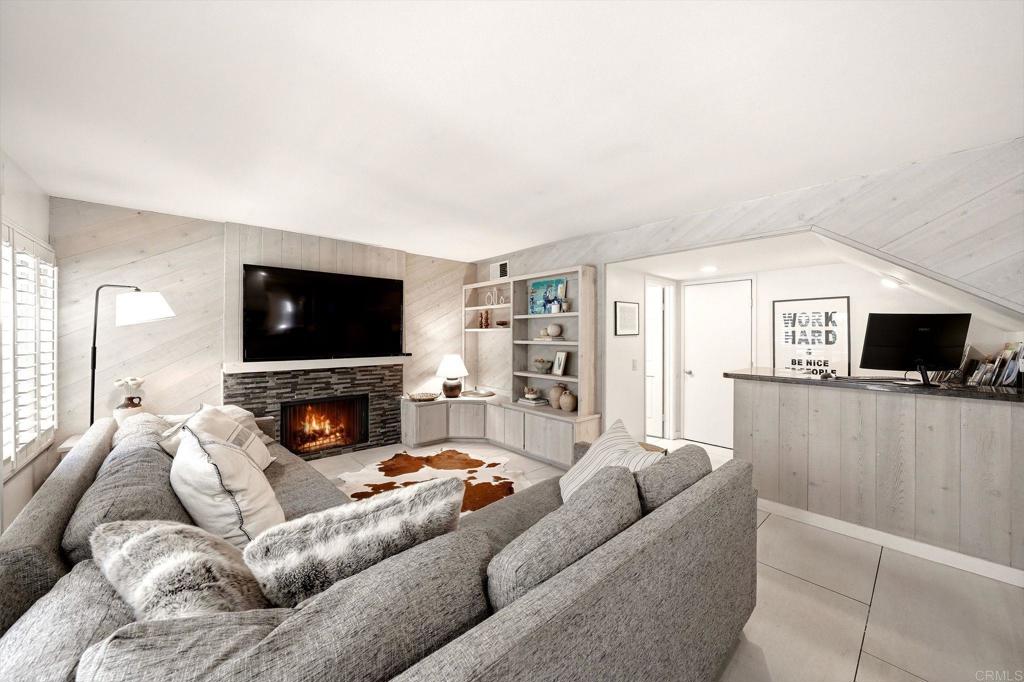 512 Tranquil Court Property Photo 4