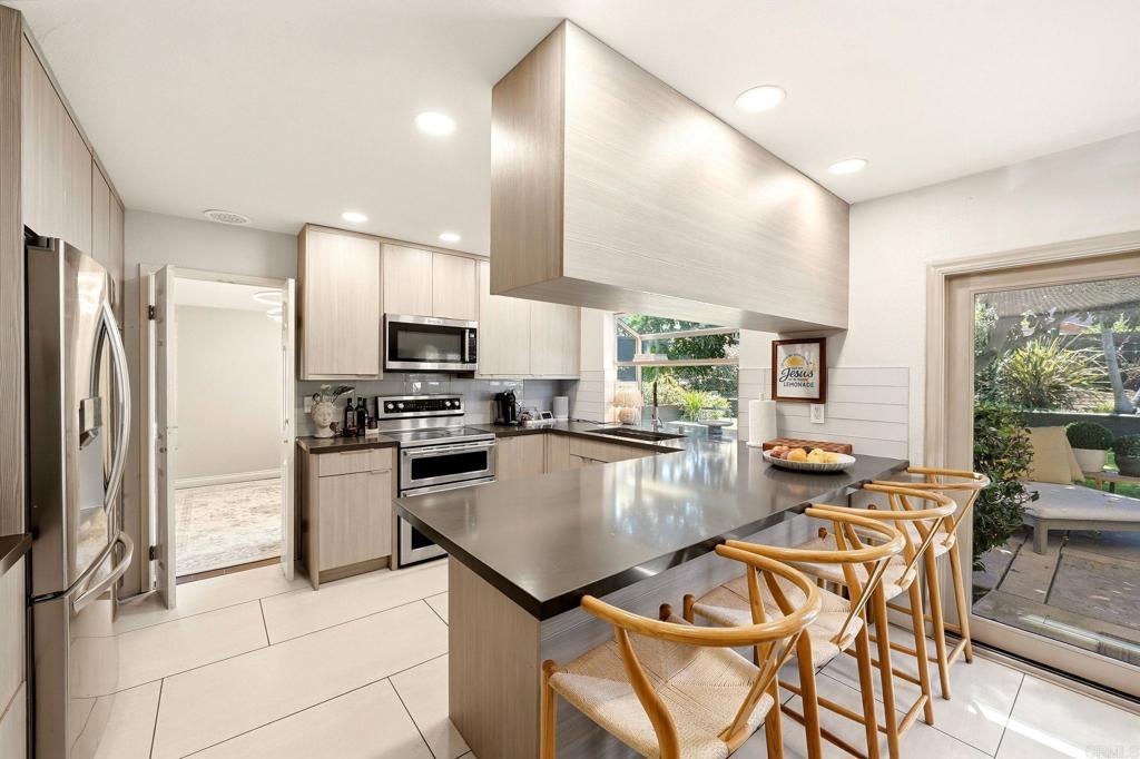 512 Tranquil Court Property Photo 14