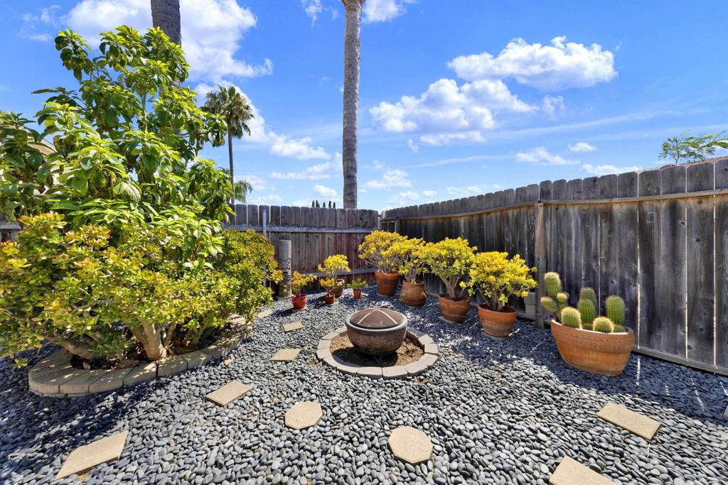 10510 Share Court Property Photo 24