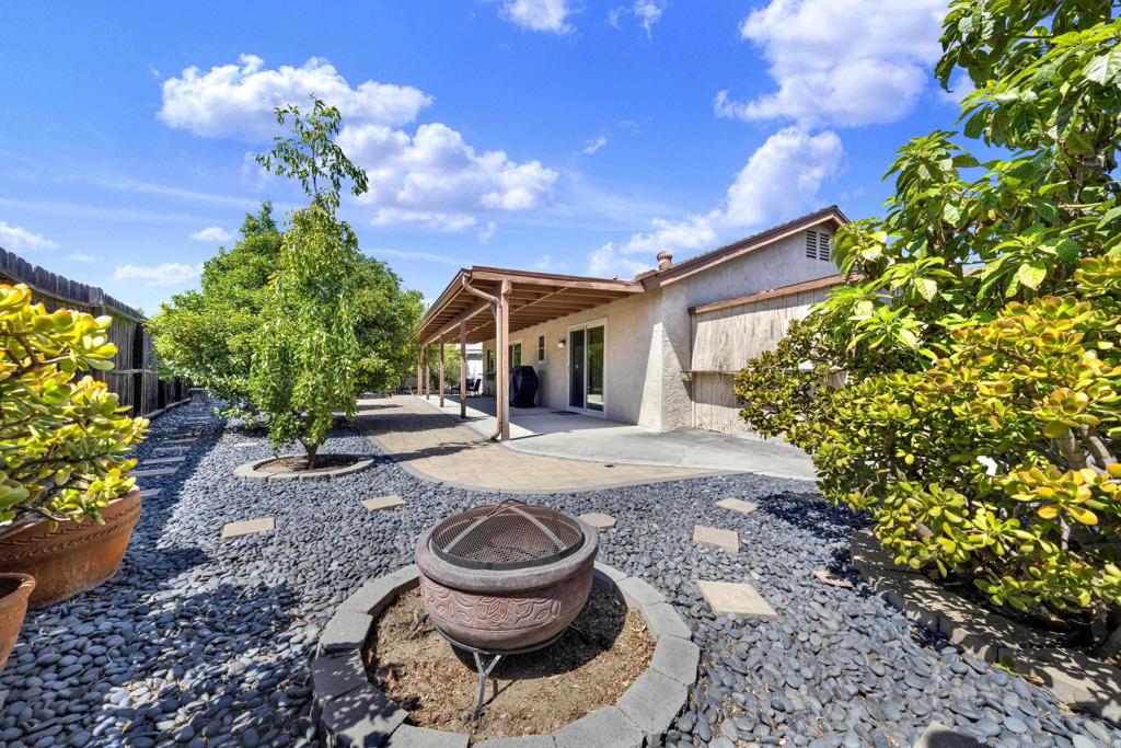 10510 Share Court Property Photo 25