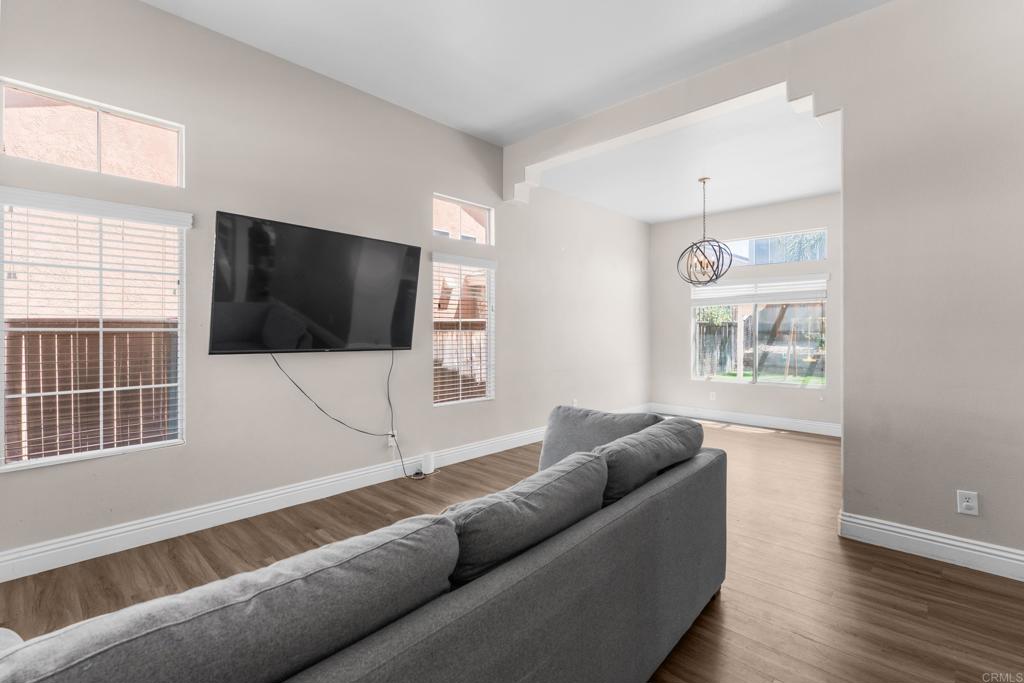 44694 Via Lucido Property Photo 4