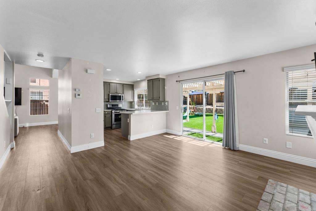 44694 Via Lucido Property Photo 16