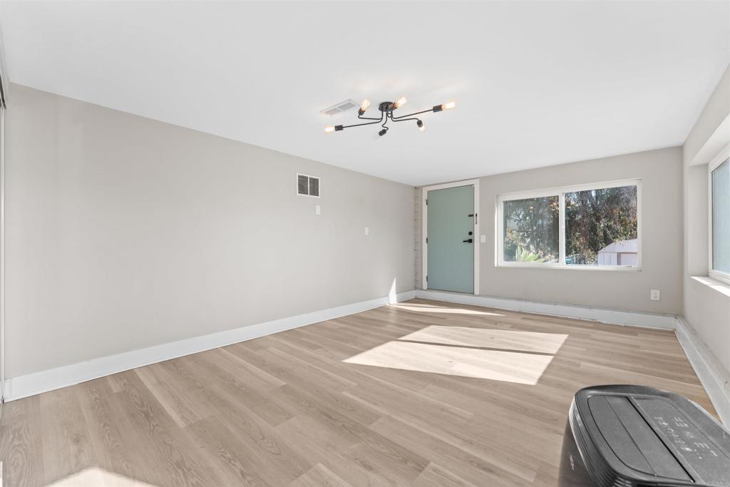 9321 Riverview Avenue Property Photo 18