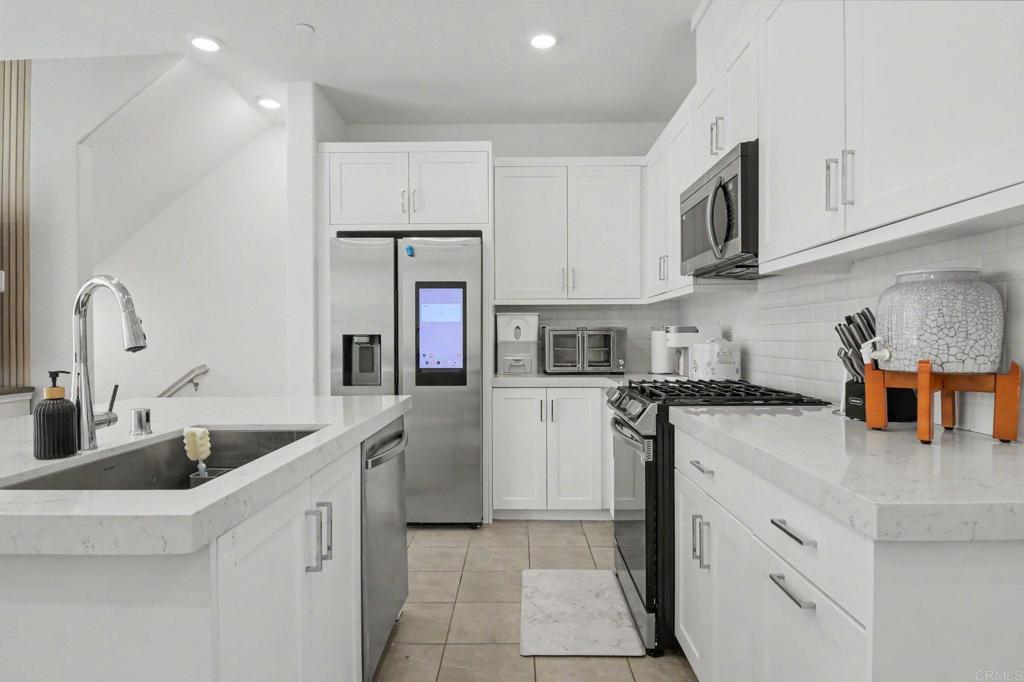 2416 Cascalote Loop Property Photo 4